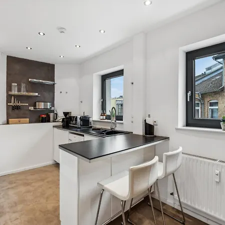 Maremar - Design - 2 Schlafzimmer - Luxus Boxspringbetten - Kueche - Highspeed Wifi - Arbeitsplaetze Braunschweig